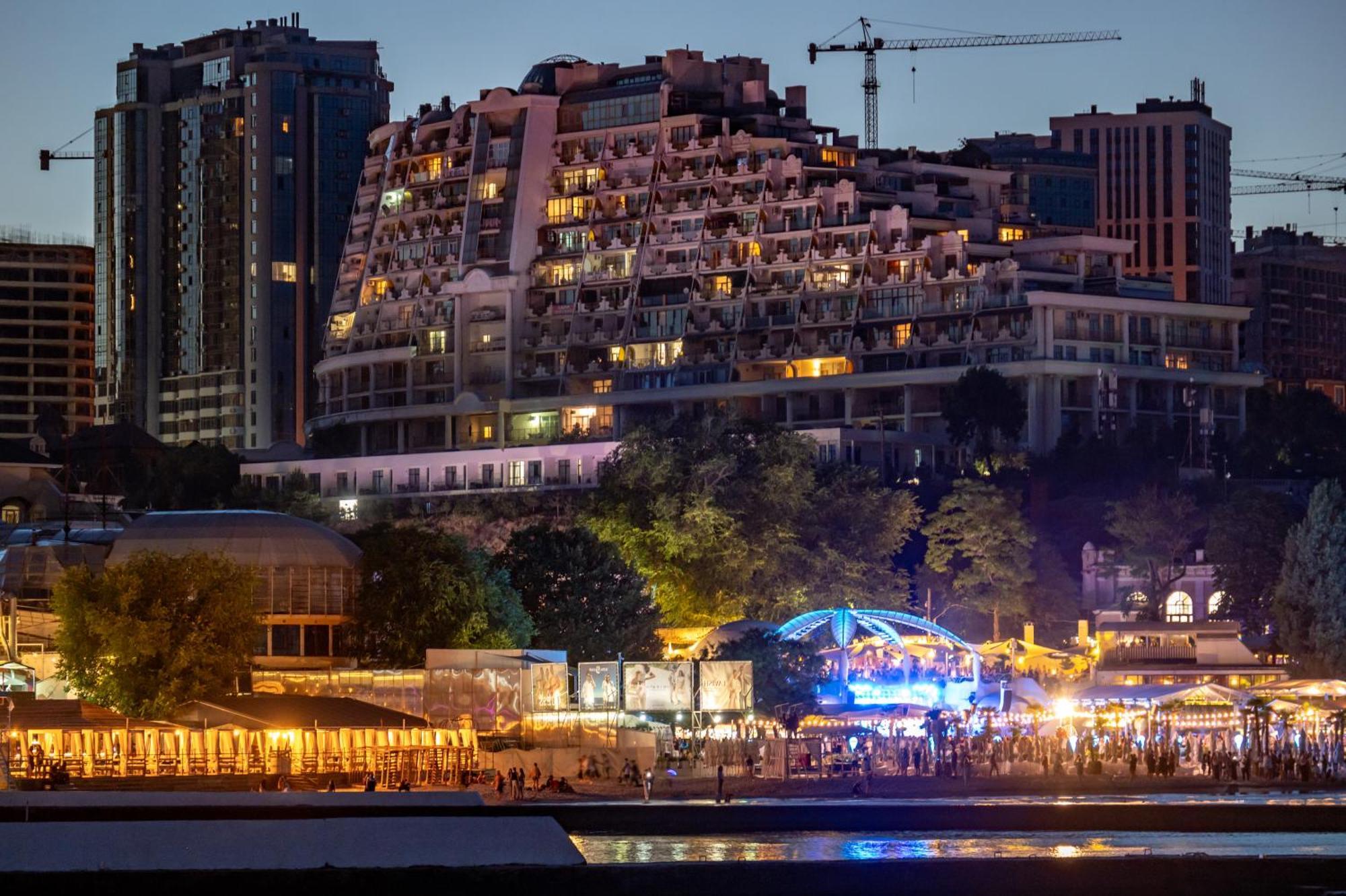 Arcadia City Apartments Odesa Exterior photo